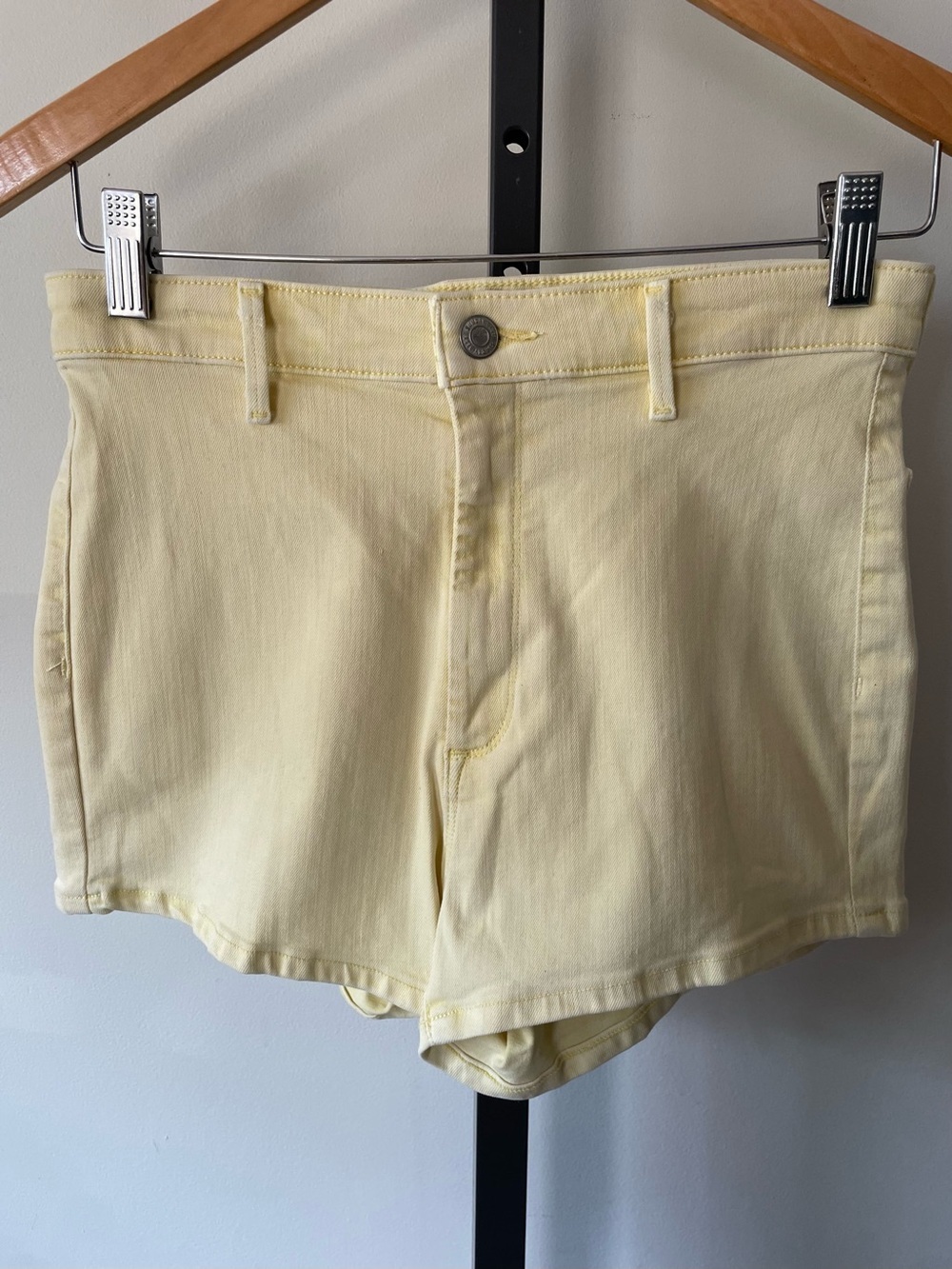 NEW Sunday Best Pale Butter Pastel Yellow Denim Jean Shorts High Rise Size 10